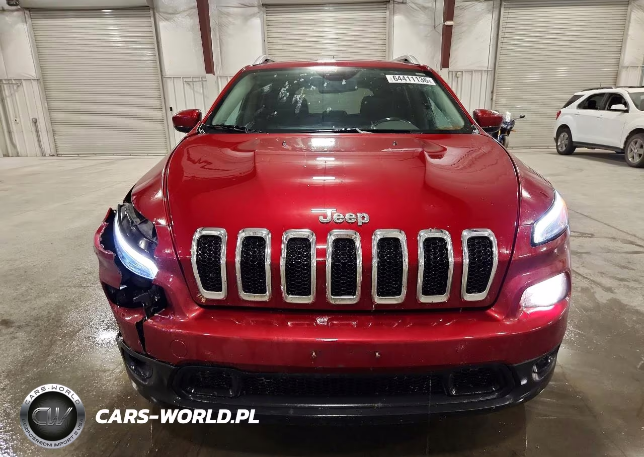2014 Jeep Cherokee Latitude VIN:1C4PJMCS1EW247984 - 5