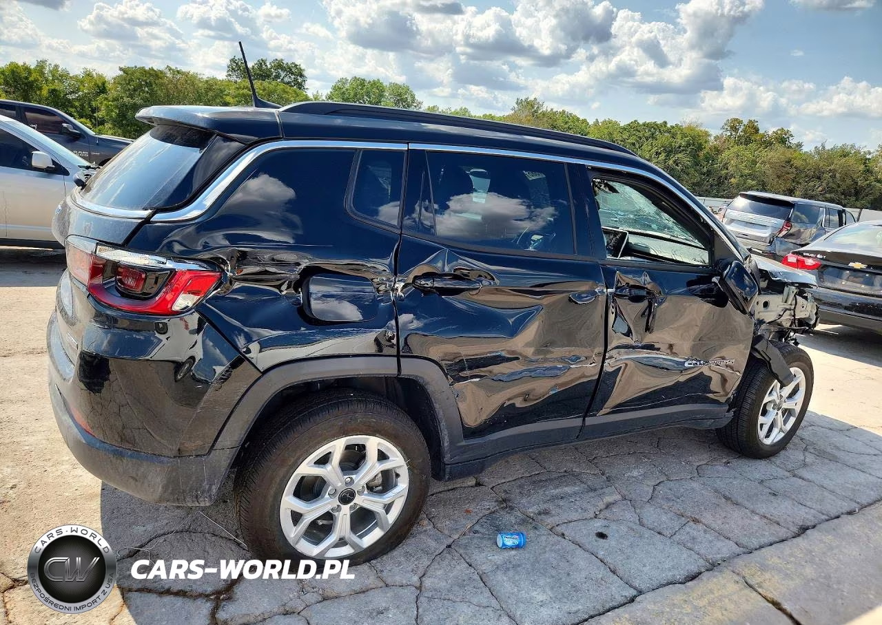 2025 Jeep Compass Latitude VIN:3C4NJDBN7ST567606 - 3