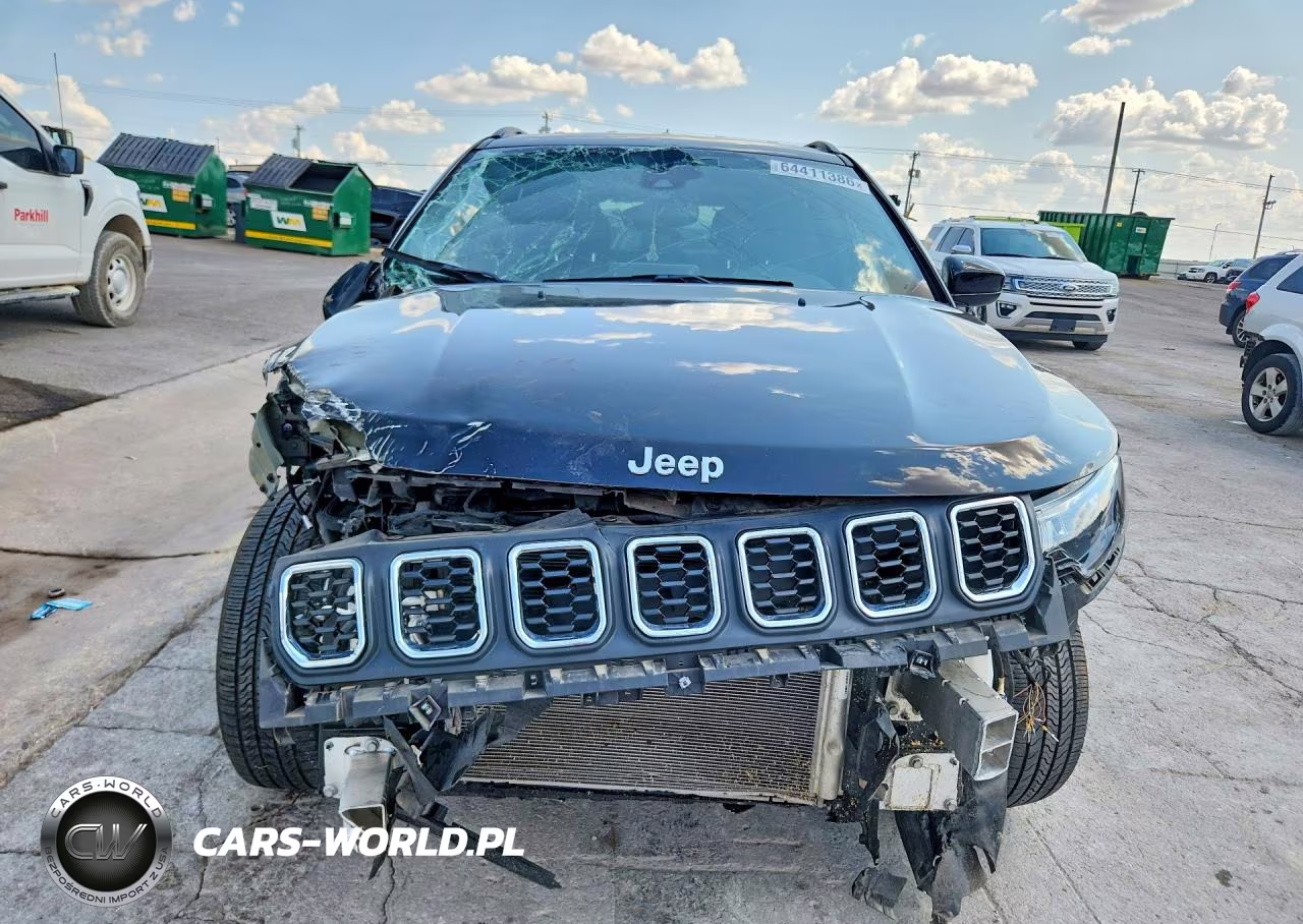 2025 Jeep Compass Latitude VIN:3C4NJDBN7ST567606 - 5
