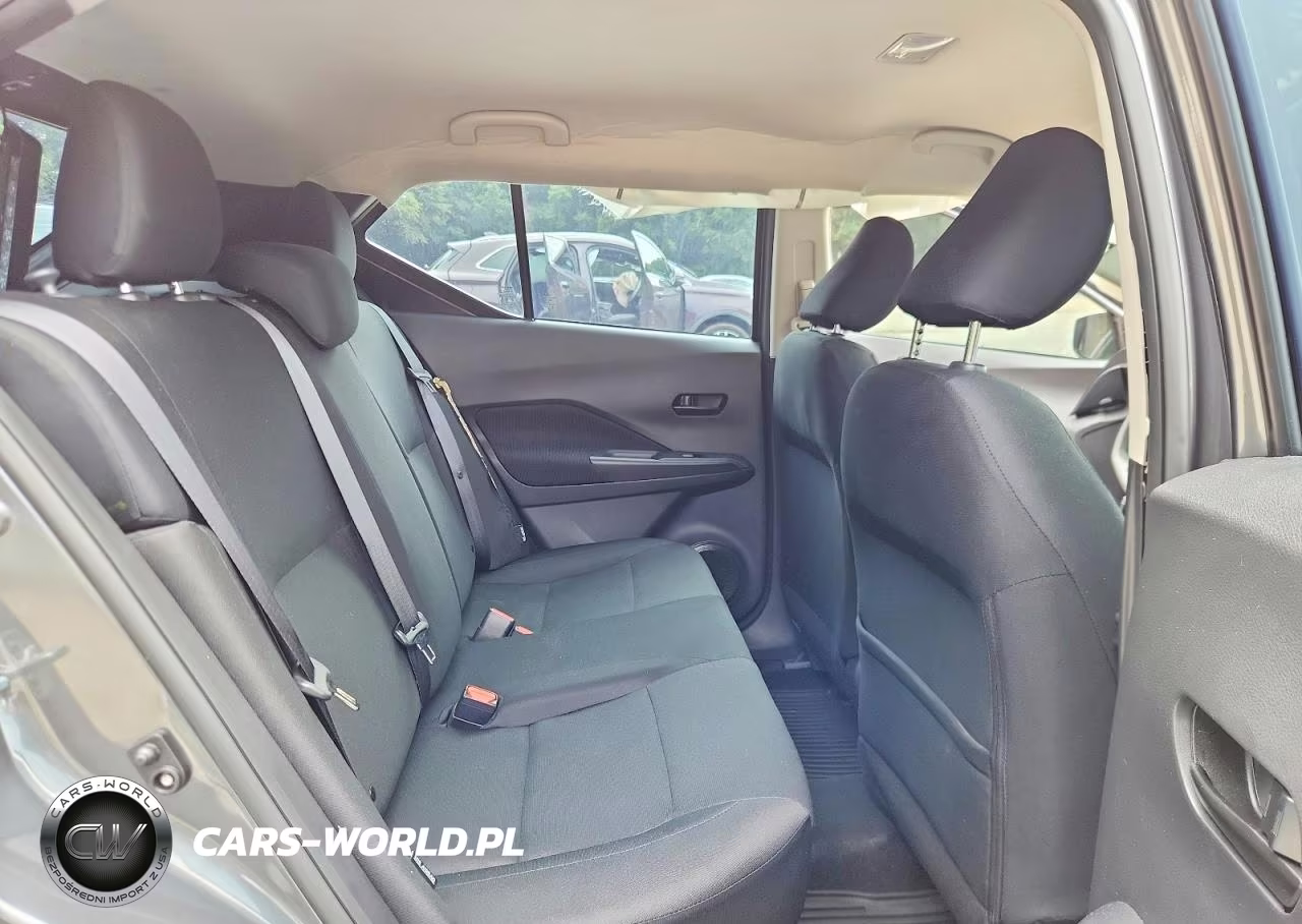 2025 Nissan Kicks Play S VIN:3N1CP5BVXSL493306 - 10
