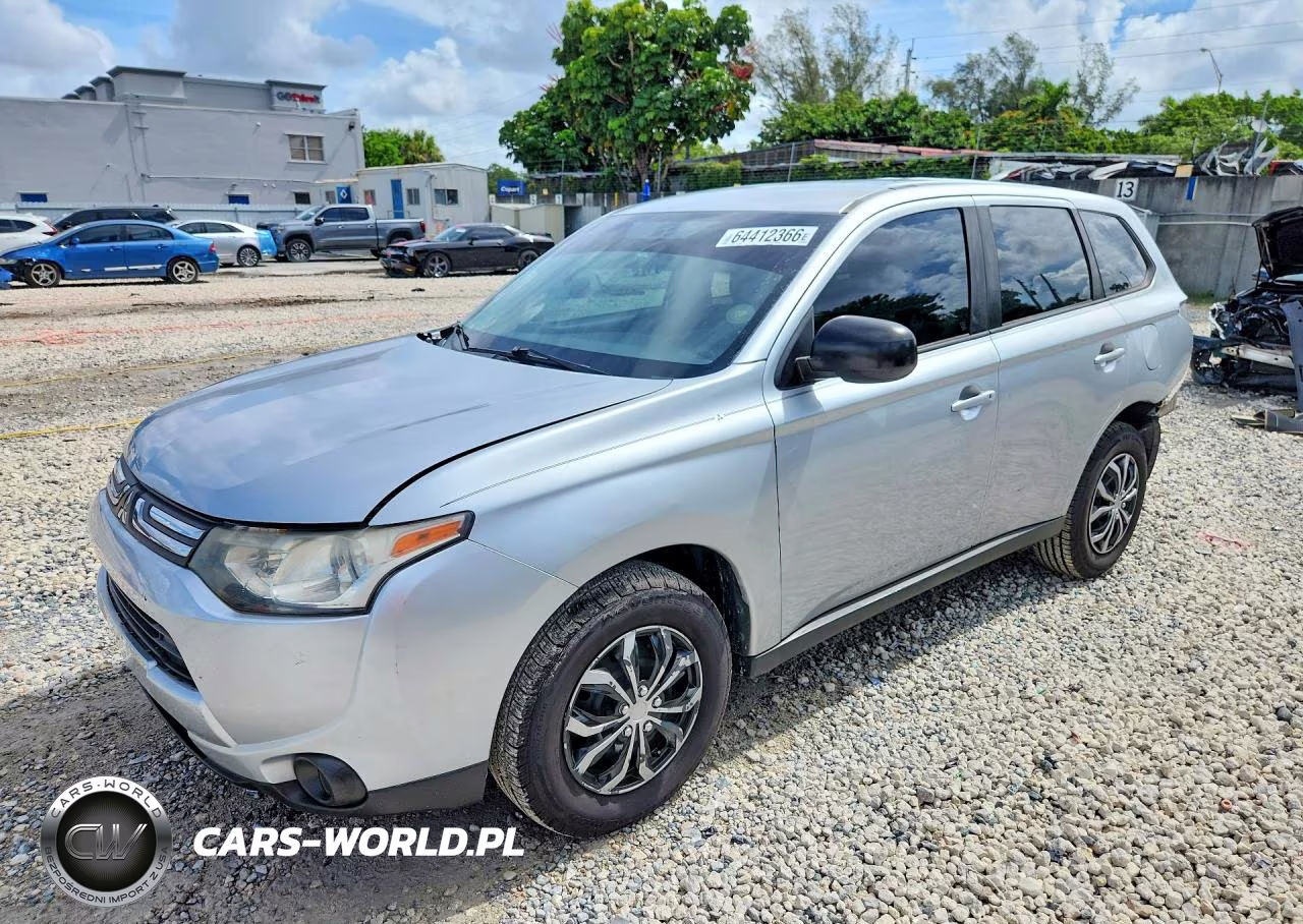 2014 Mitsubishi Outlander Es – zdjęcie 1 z 14