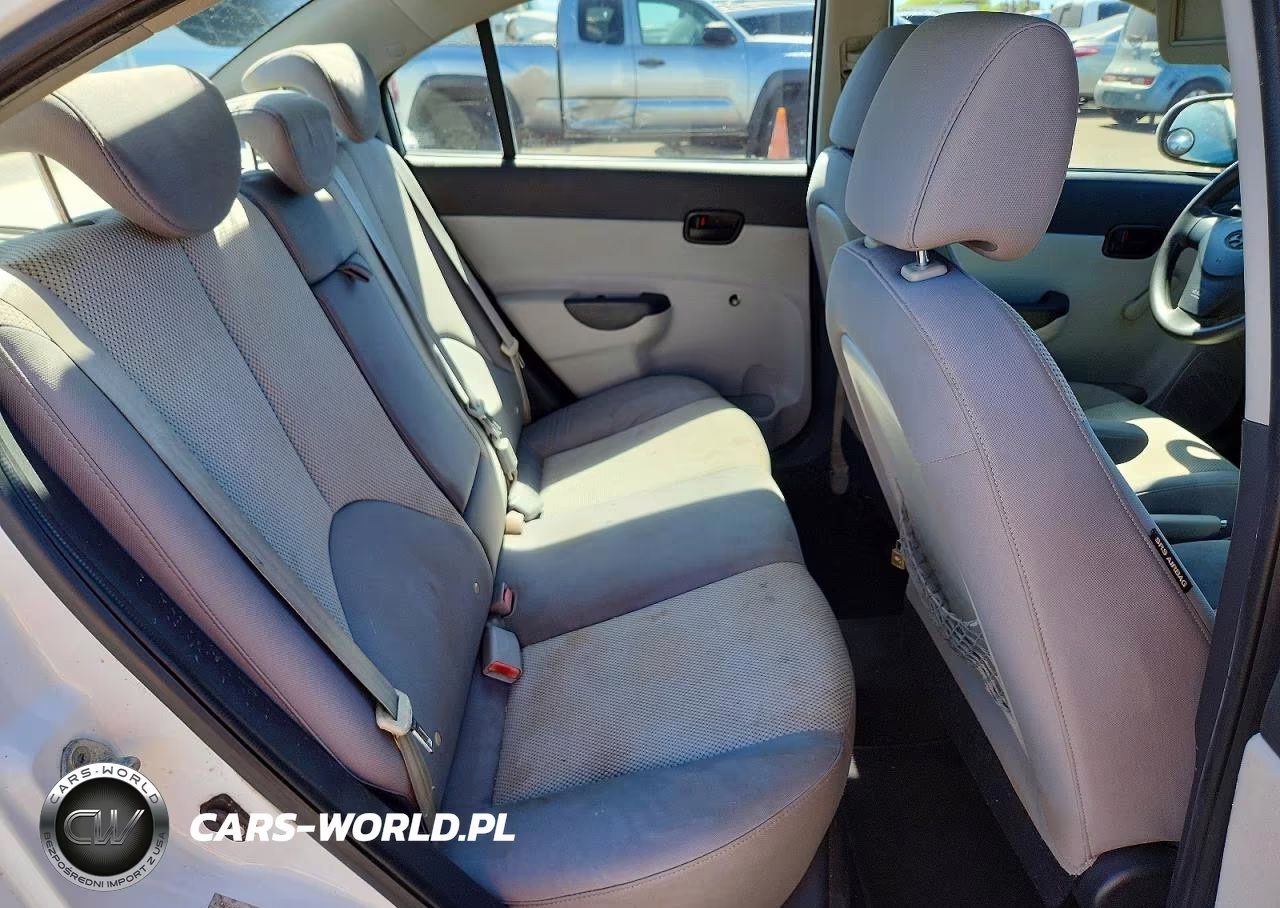 2010 Hyundai Accent Gls VIN:KMHCN4AC6AU429633 - 10