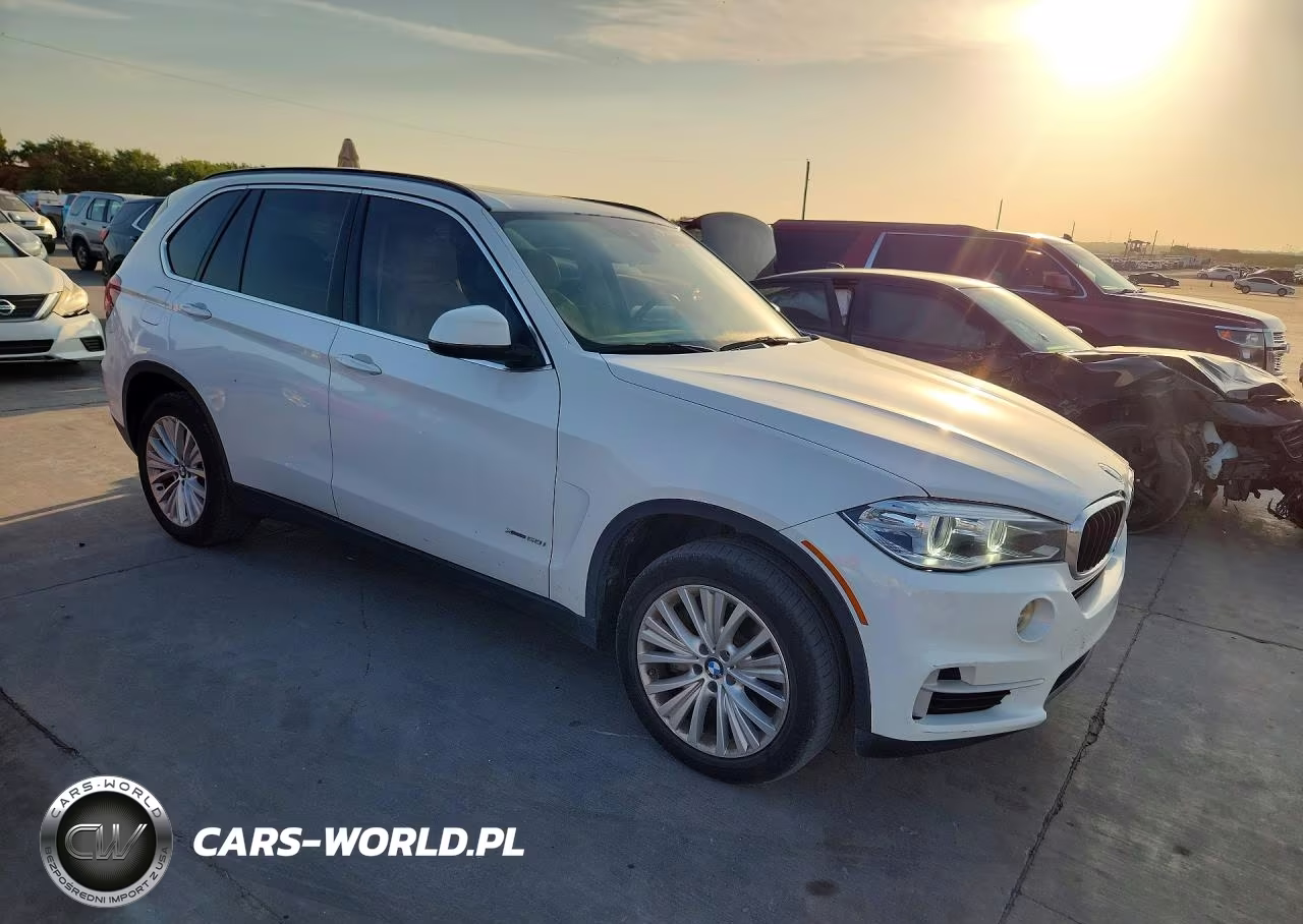 2015 BMW X5 xDrive50I VIN:5UXKR6C57F0J76429 - 4
