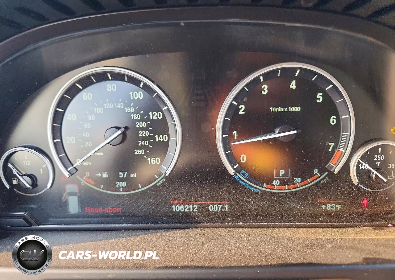2015 BMW X5 xDrive50I VIN:5UXKR6C57F0J76429 - 9