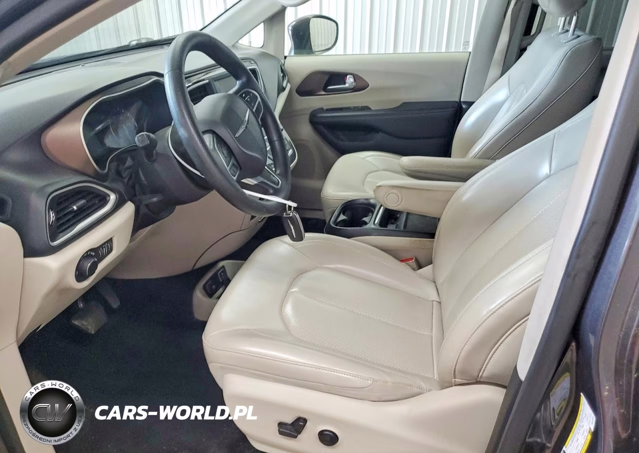 2021 Chrysler Voyager Lxi VIN:2C4RC1DG7MR570262 - 7