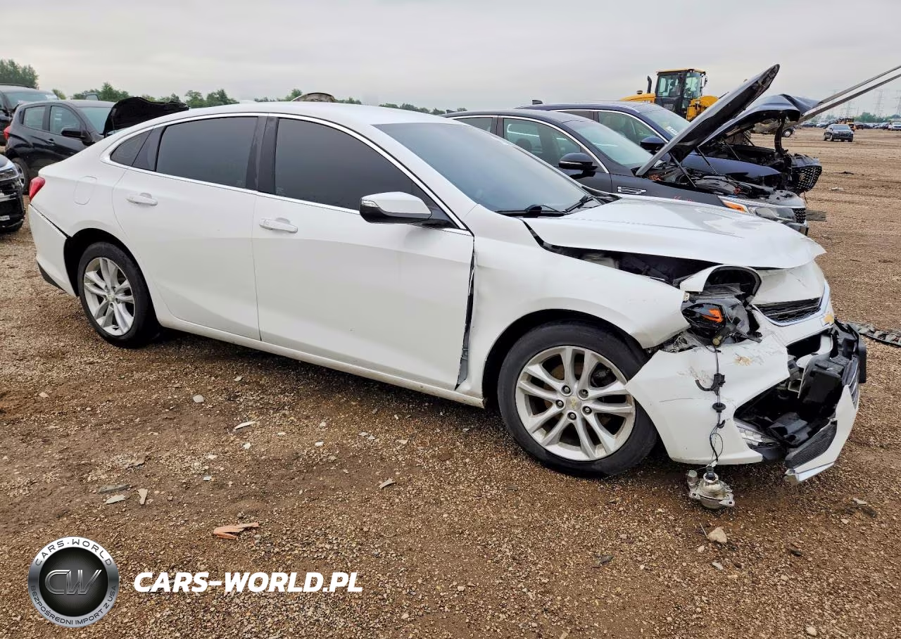 2017 Chevrolet Malibu Lt VIN:1G1ZE5ST1HF134143 - 4