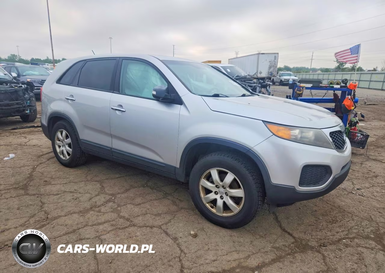 2012 Kia Sorento Lx VIN:5XYKT3A12CG230260 - 4