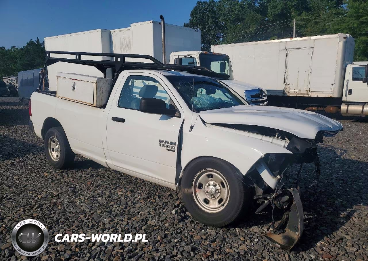 2019 Ram 1500 Classic Tradesman VIN:3C6JR6DG0KG567139 - 4
