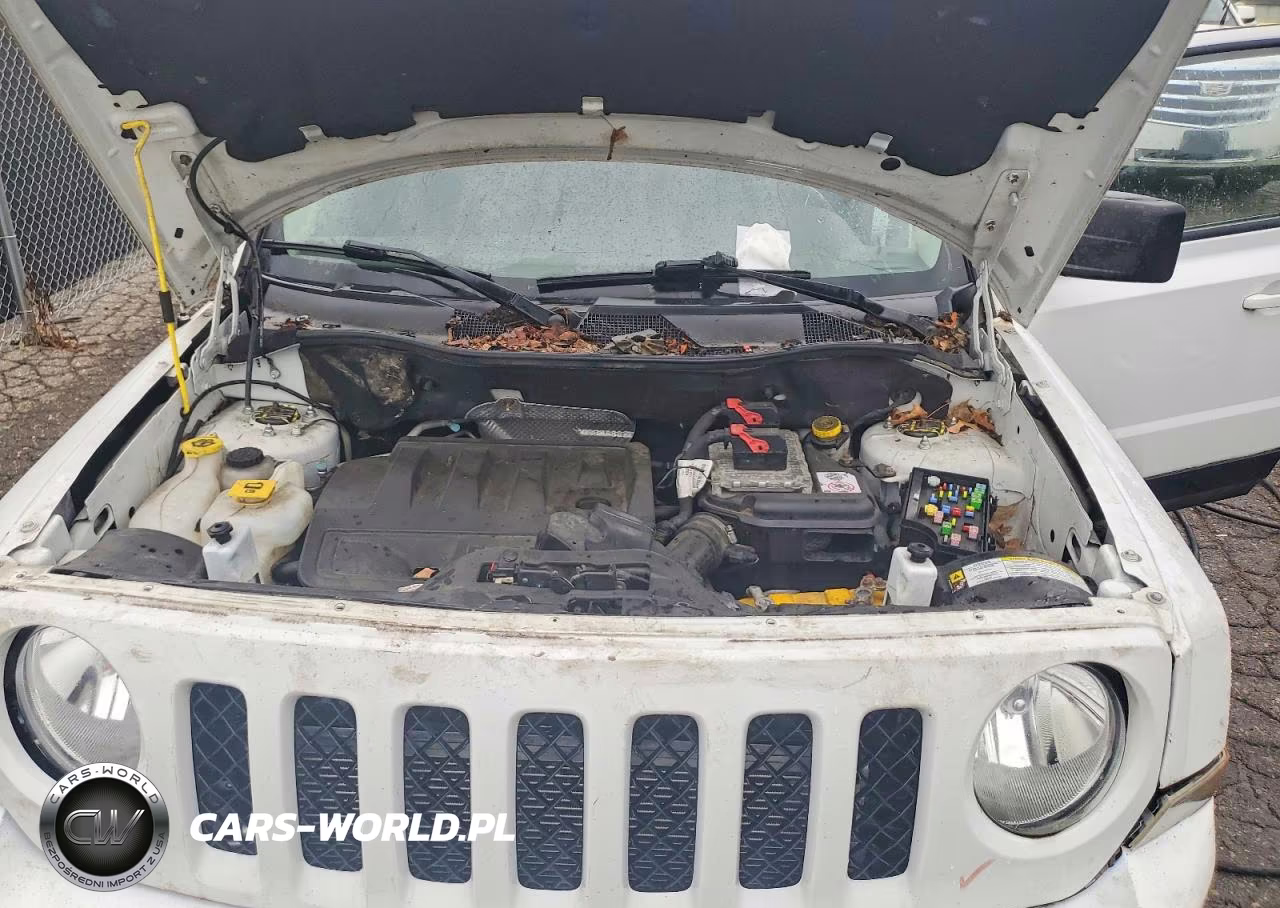 2017 Jeep Patriot Latitude VIN:1C4NJRFB1HD133516 - 12