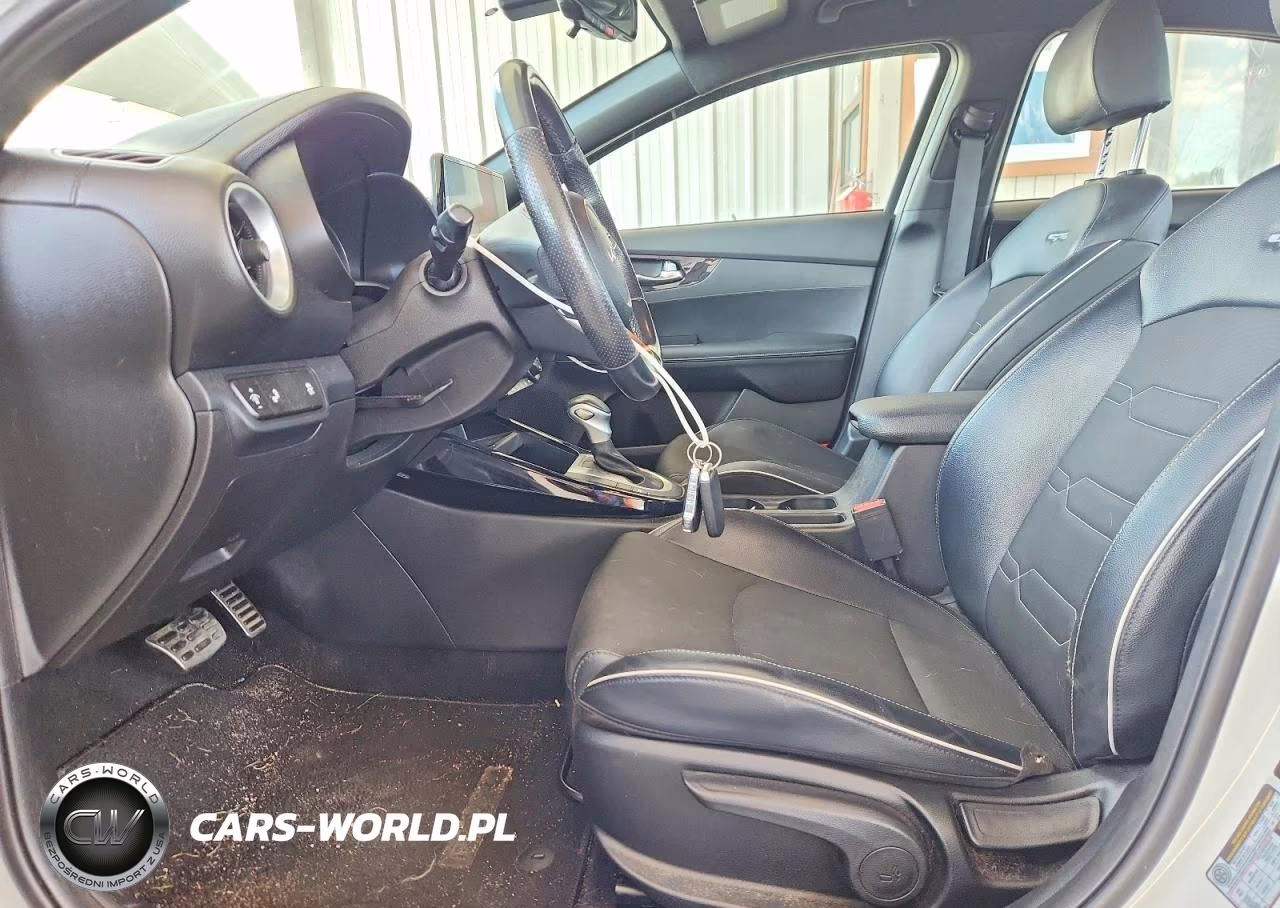 2023 Kia Forte Gt Line VIN:3KPF54AD2PE662488 - 7