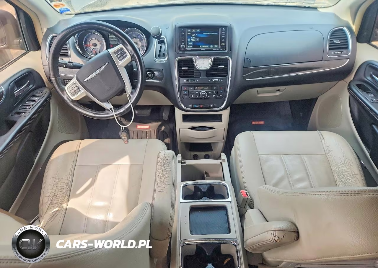 2016 Chrysler Town & Country Touring VIN:2C4RC1BG8GR129375 - 8
