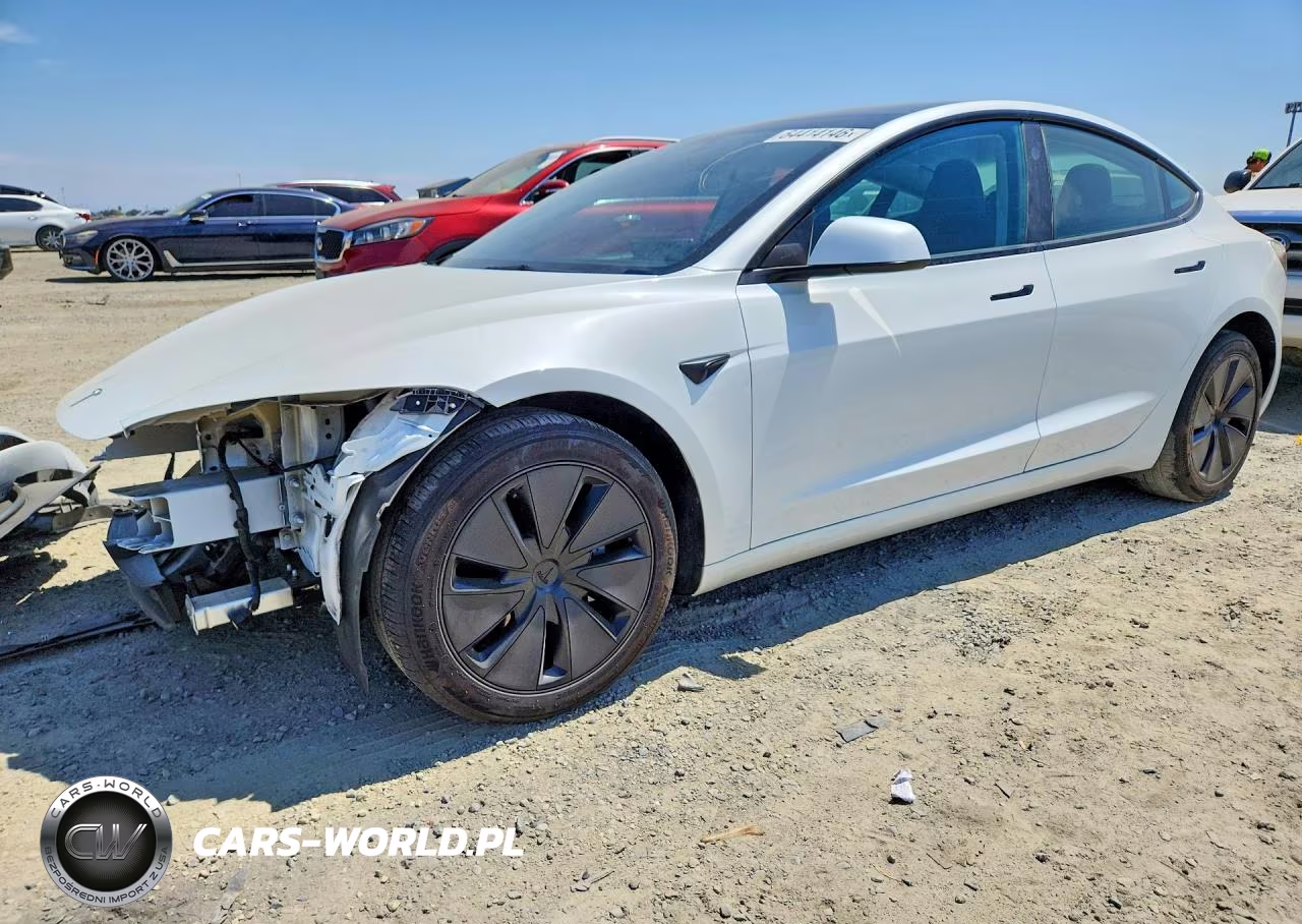 2024 Tesla Model 3 VIN:5YJ3E1EA4RF747850 - 1