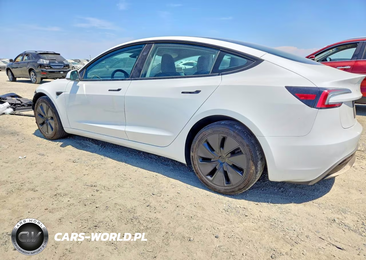 2024 Tesla Model 3 VIN:5YJ3E1EA4RF747850 - 2