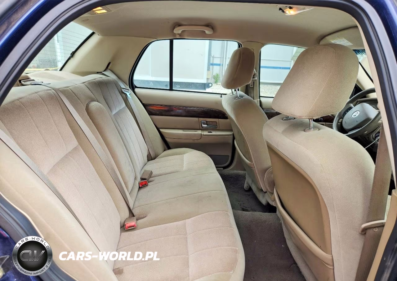 2005 Mercury Grand Marquis Gs VIN:2MEFM74W85X668562 - 10
