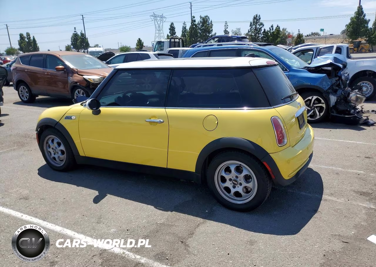 2005 Mini Cooper VIN:WMWRC33595TJ72182 - 2
