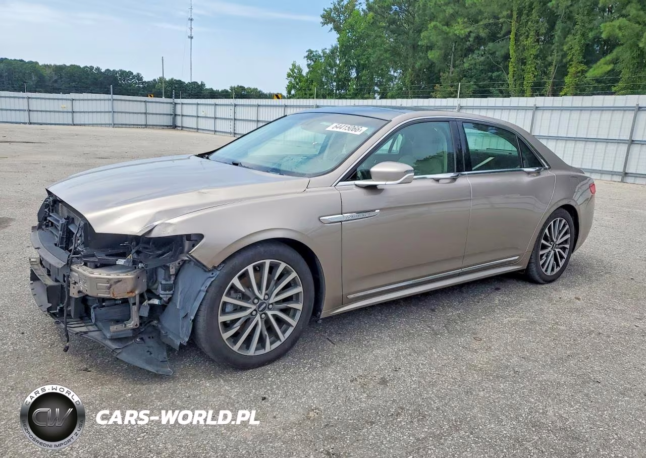 2018 Lincoln Continental Select