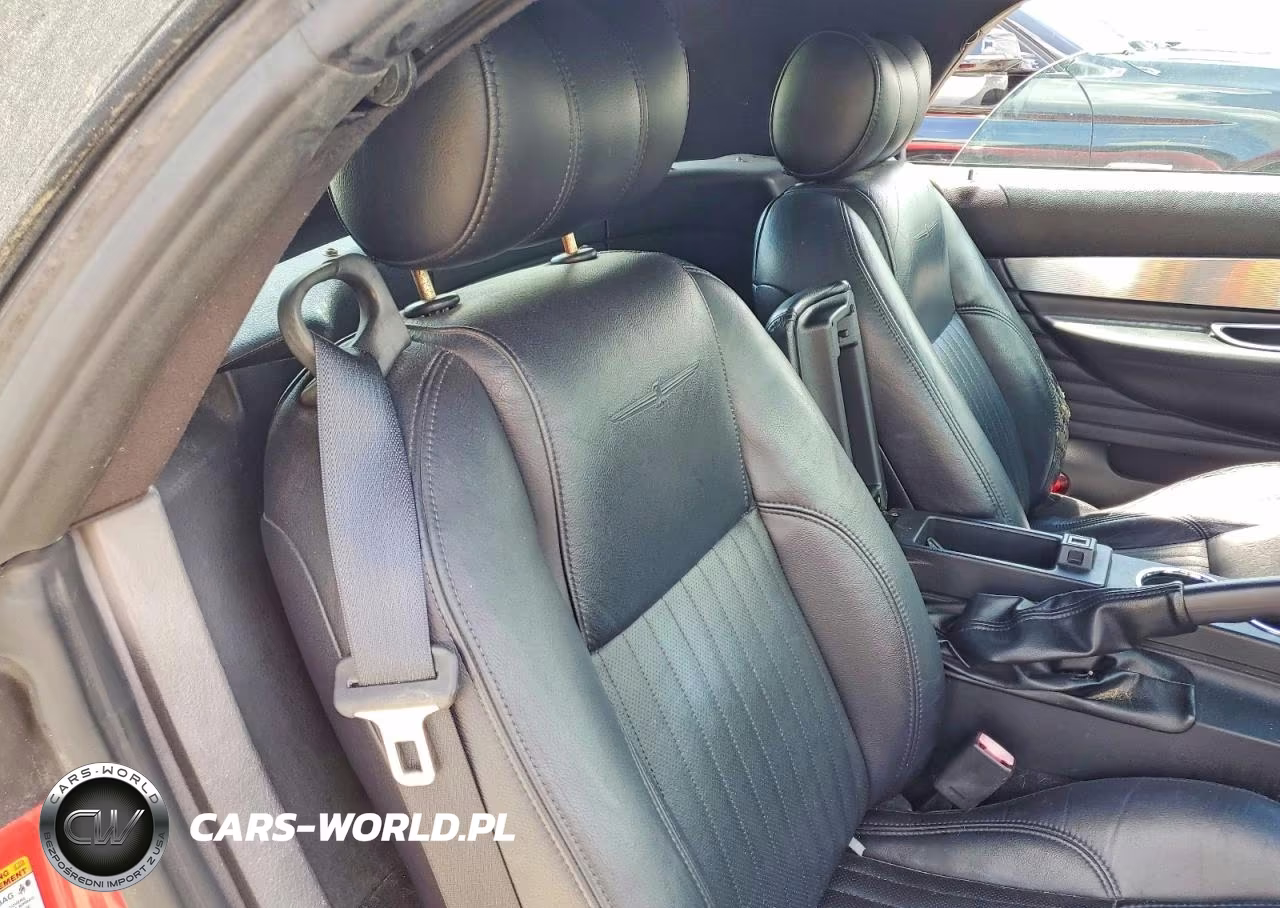2004 Ford Thunderbird VIN:1FAHP60AX4Y110237 - 10