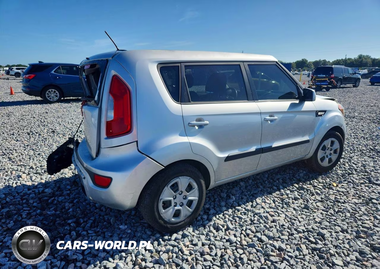 2013 Kia Soul Base VIN:KNDJT2A59D7534466 - 3