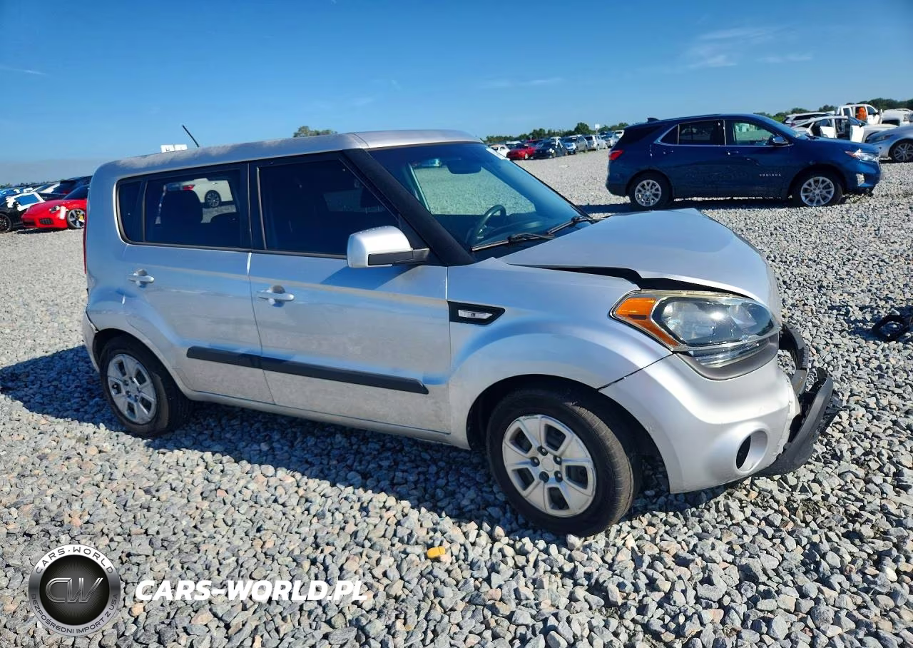 2013 Kia Soul Base VIN:KNDJT2A59D7534466 - 4