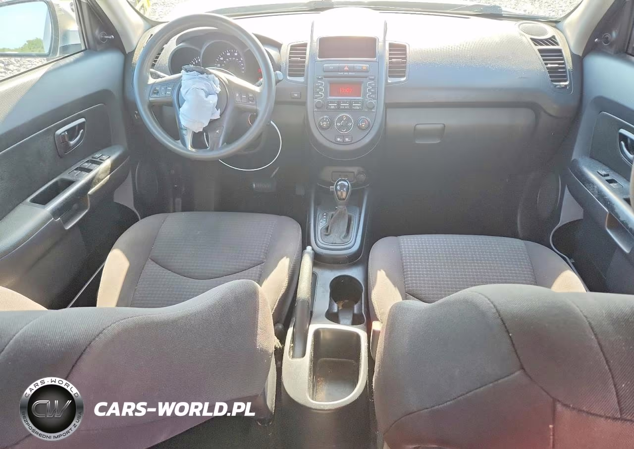 2013 Kia Soul Base VIN:KNDJT2A59D7534466 - 8