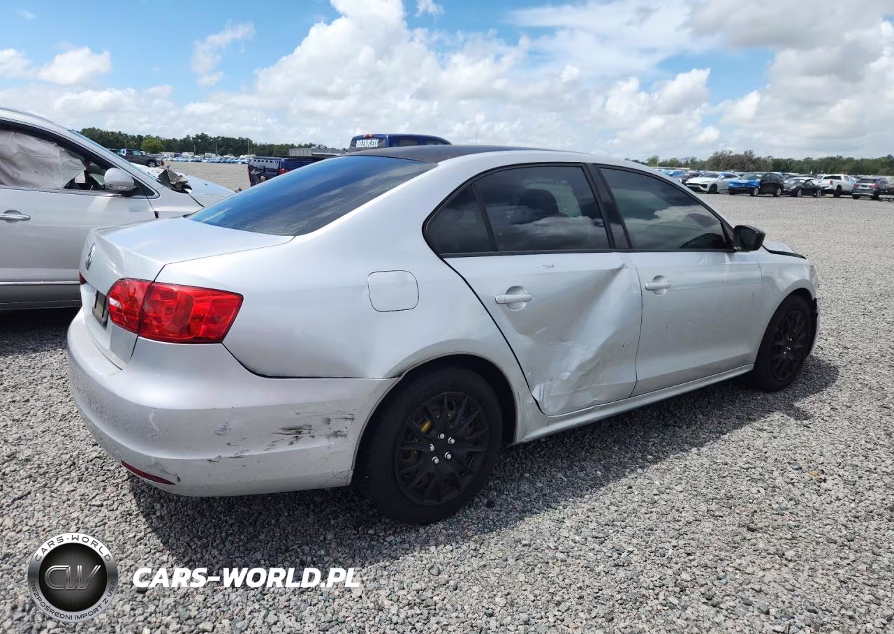 2011 Volkswagen Jetta Base VIN:3VW2K7AJ9BM356530 - 3