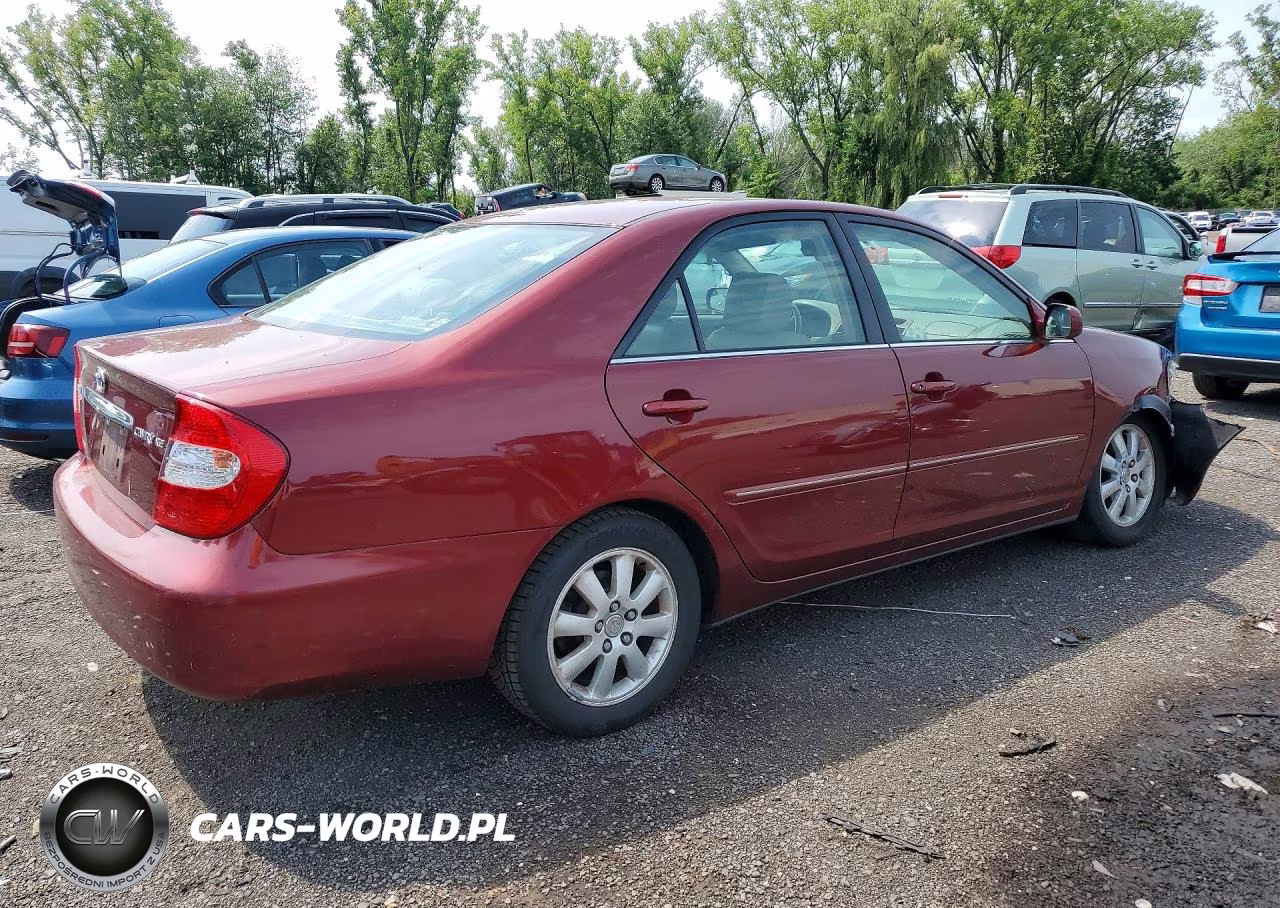 2004 Toyota Camry Xle VIN:4T1BE30K24U286988 - 3