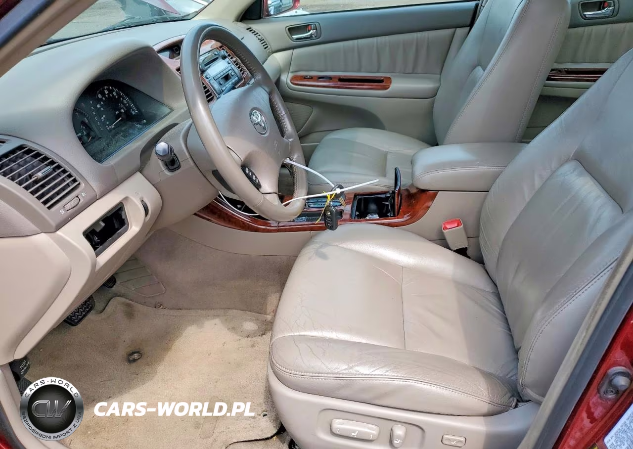 2004 Toyota Camry Xle VIN:4T1BE30K24U286988 - 7
