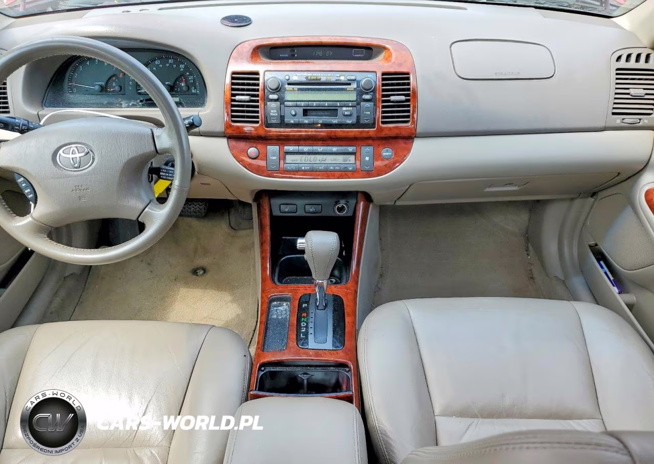 2004 Toyota Camry Xle VIN:4T1BE30K24U286988 - 8