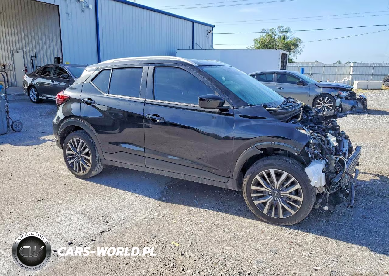 2023 Nissan Kicks Sv VIN:3N1CP5CV9PL511641 - 4