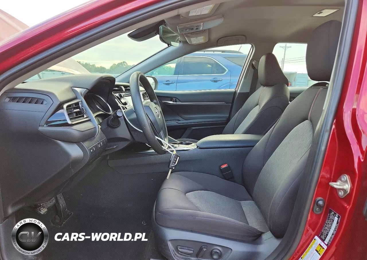 2019 Toyota Camry Le VIN:4T1B11HK7KU822870 - 7