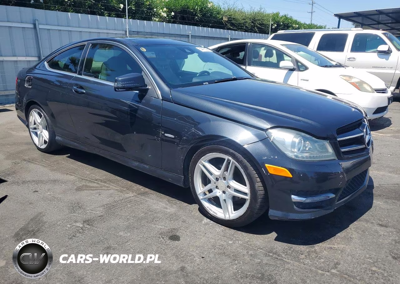2012 Mercedes-Benz C 250 VIN:WDDGJ4HB9CF932455 - 4