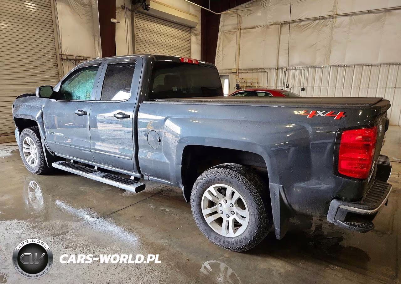 2018 Chevrolet Silverado K1500 Lt VIN:2GCVKREC7J1104000 - 2