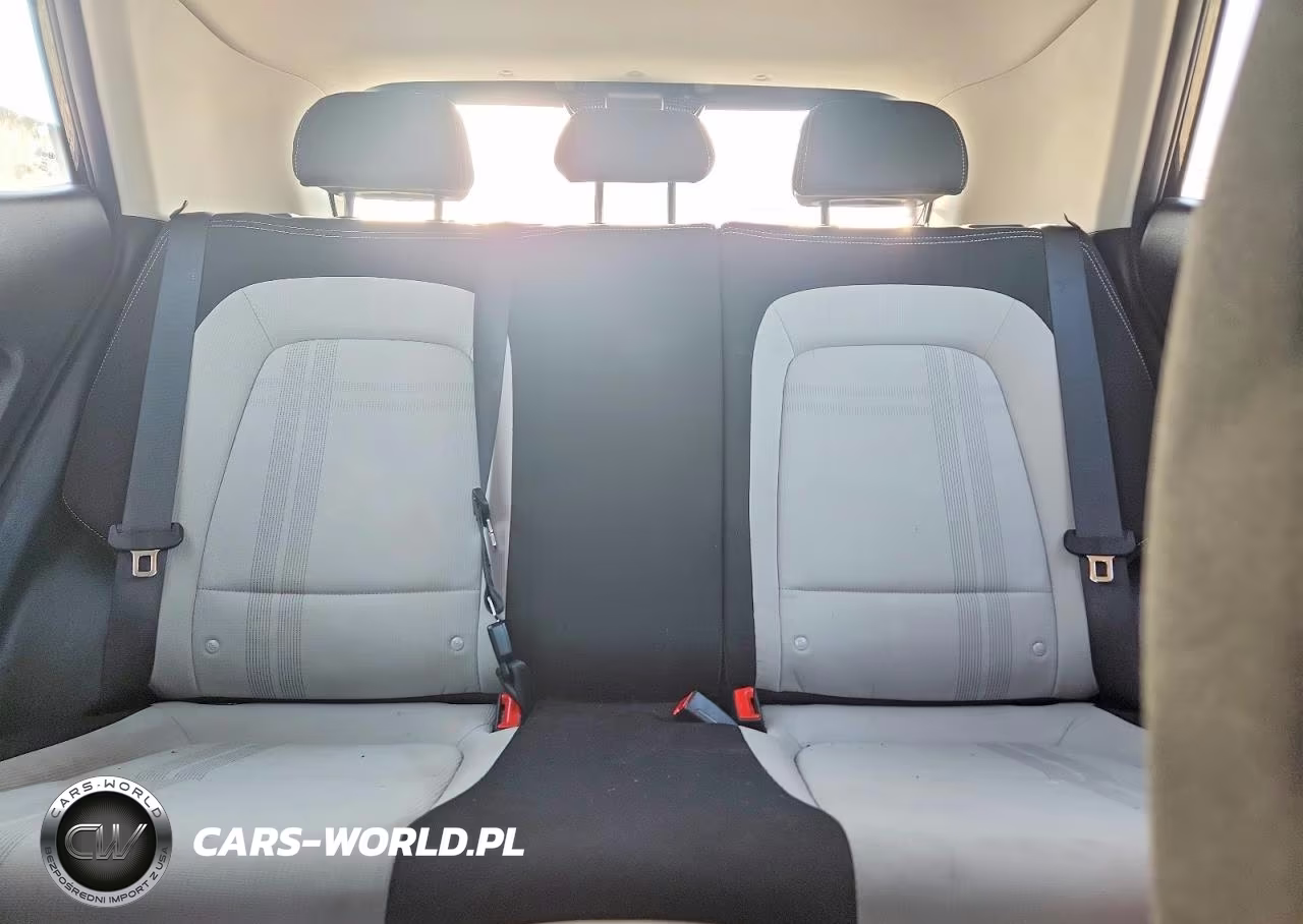 2022 Hyundai Venue Sel VIN:KMHRC8A31NU190098 - 10