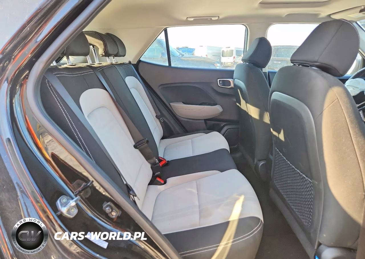 2022 Hyundai Venue Sel VIN:KMHRC8A31NU190098 - 11