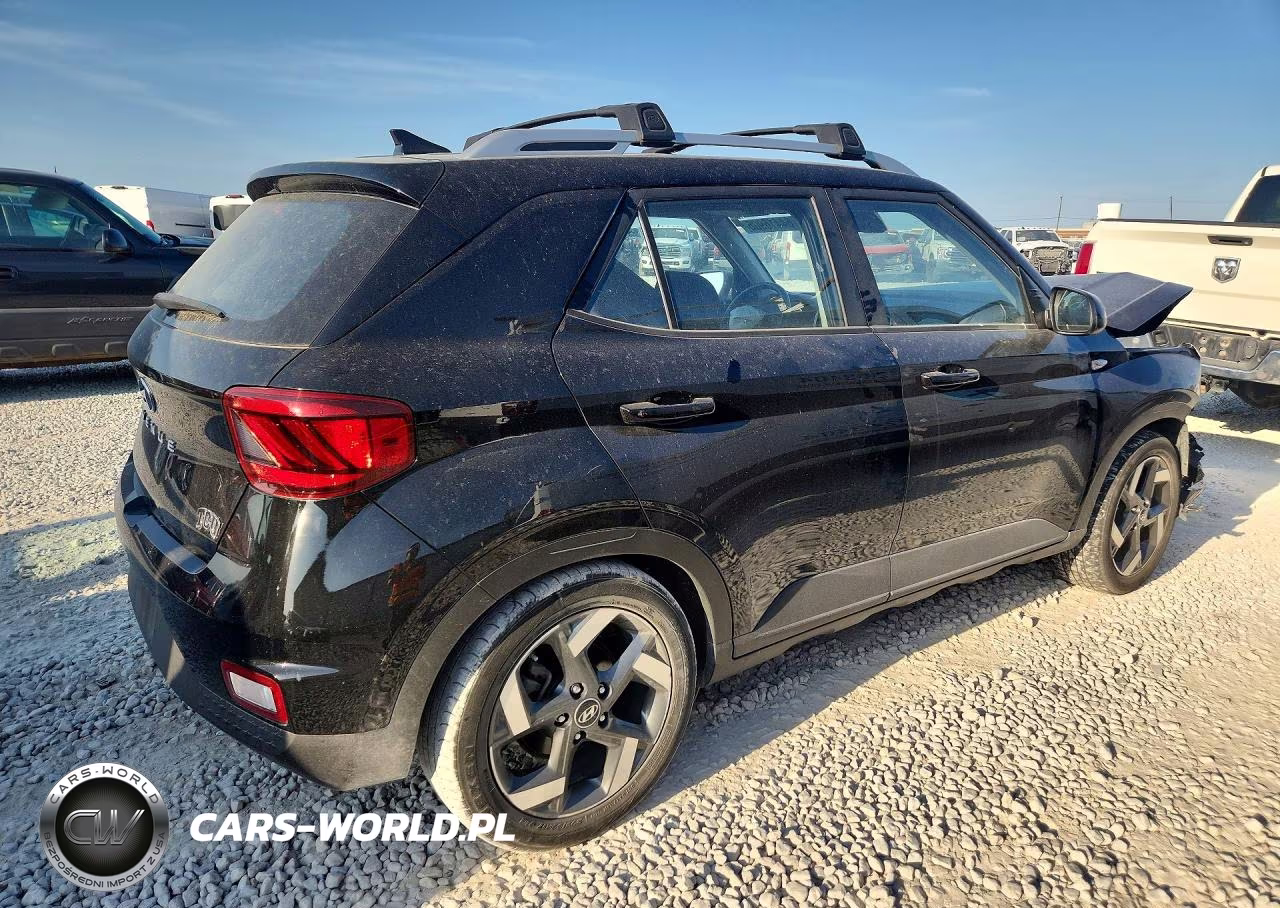 2022 Hyundai Venue Sel VIN:KMHRC8A31NU190098 - 3