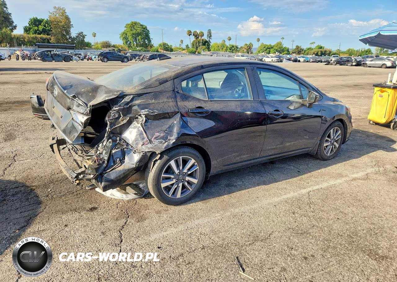 2020 Nissan Versa VIN:3N1CN8EV2LL812136 - 3