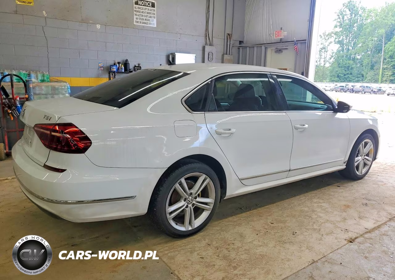 2017 Volkswagen Passat S VIN:1VWAT7A39HC043868 - 3