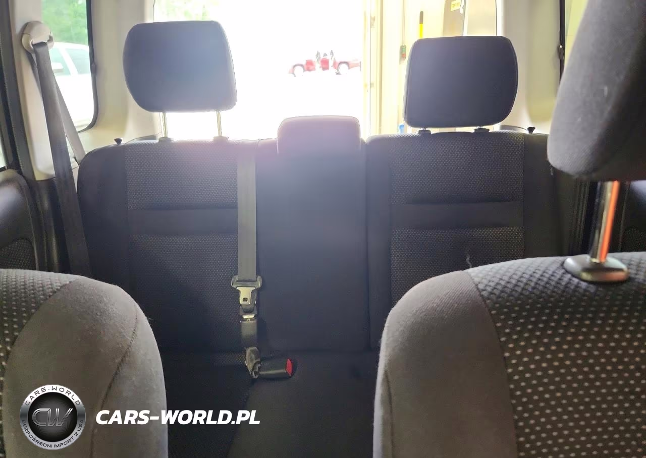 2005 Scion Xb Base VIN:JTLKT334750182081 - 10