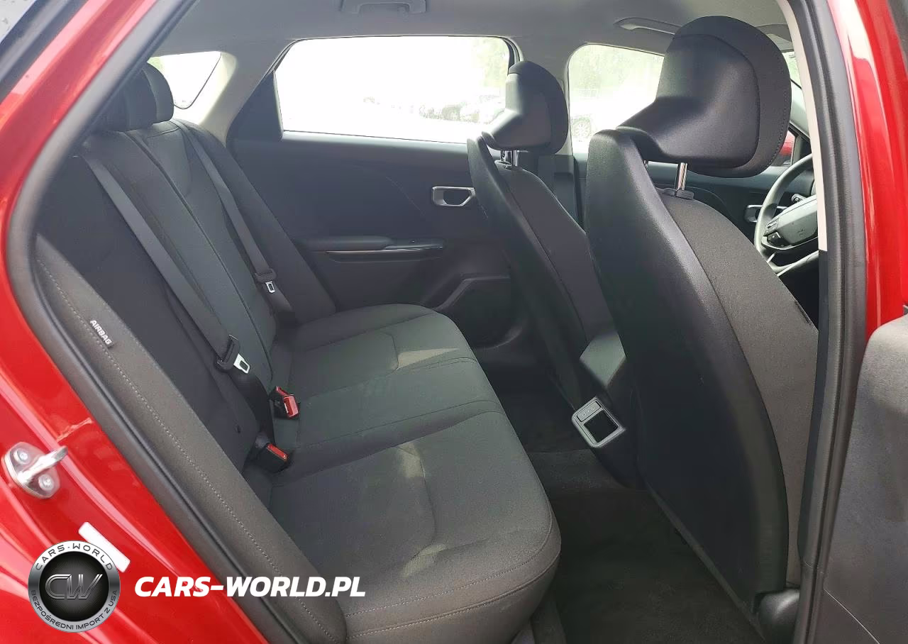 2026 Kia K4 Lxs VIN:3KPFT4DE8TE255005 - 10