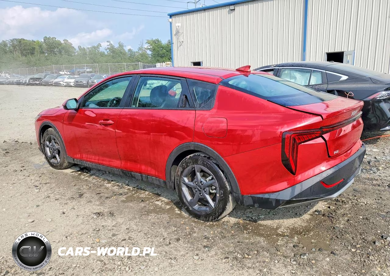 2026 Kia K4 Lxs VIN:3KPFT4DE8TE255005 - 2