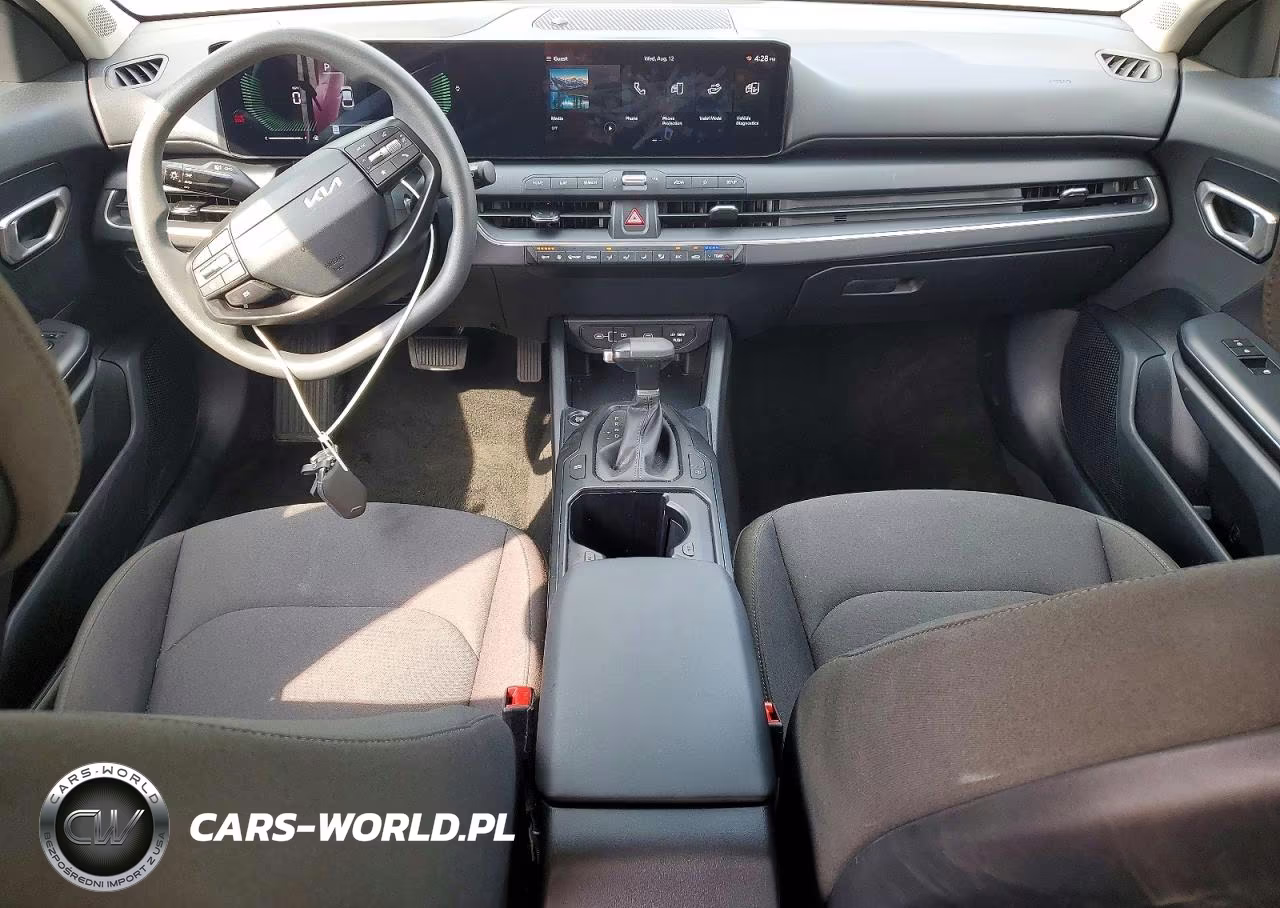 2026 Kia K4 Lxs VIN:3KPFT4DE8TE255005 - 8