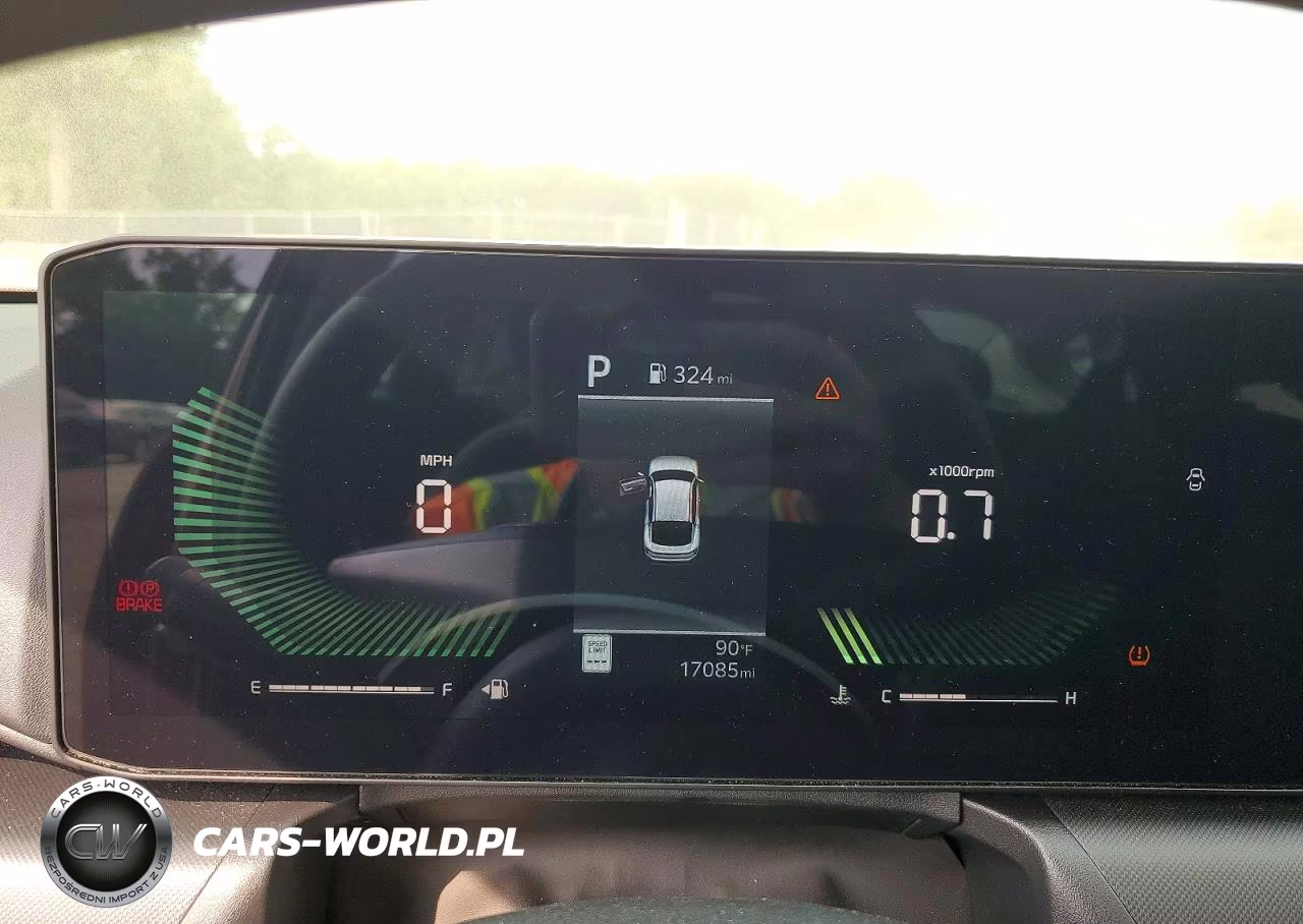 2026 Kia K4 Lxs VIN:3KPFT4DE8TE255005 - 9