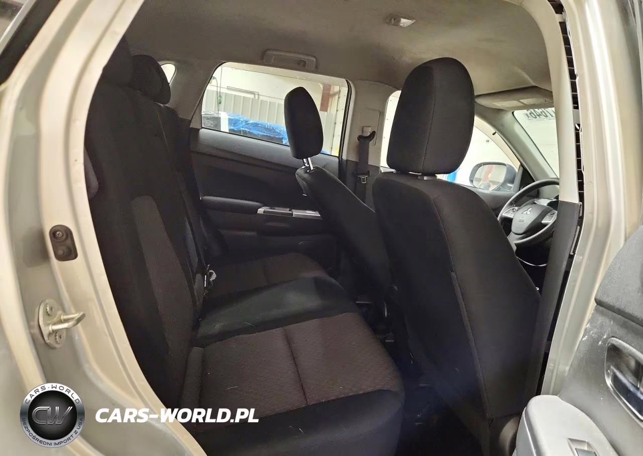 2019 Mitsubishi Outlander Sport Es VIN:JA4AP3AU8KU020019 - 10
