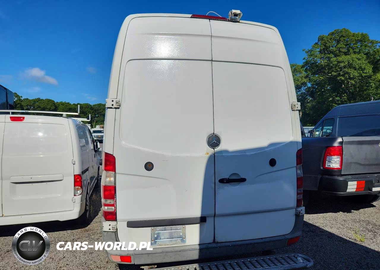 2011 Mercedes-Benz Sprinter 2500 Delivery Van VIN:WD3PE8CB4B5572636 - 6