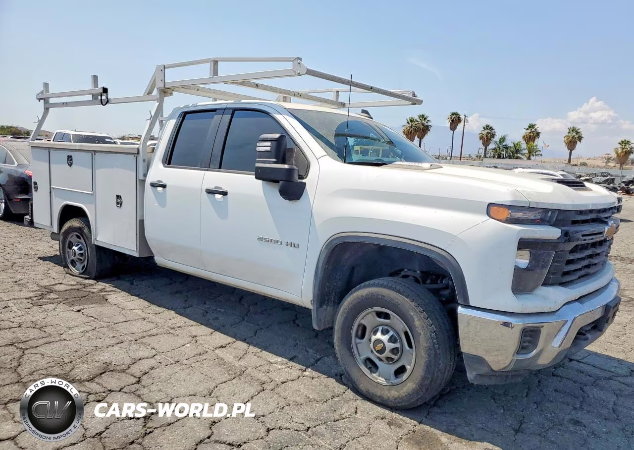 2025 Chevrolet Silverado K2500 Heavy Duty VIN:1GB5KLEY6SF183022 - 4