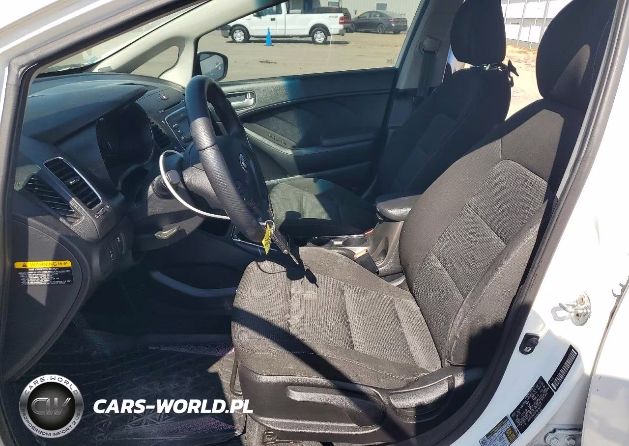 2017 Kia Forte Lx VIN:3KPFK4A71HE010417 - 7