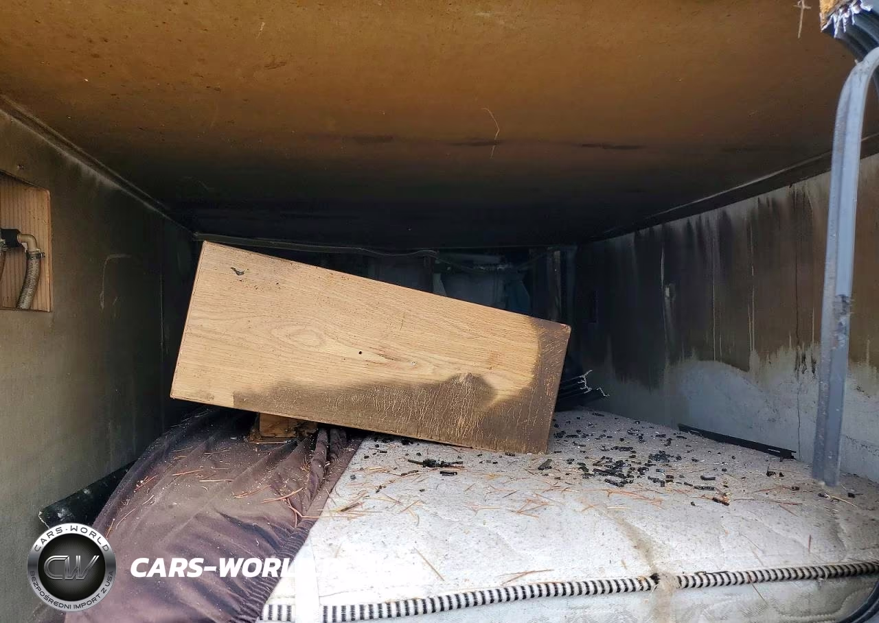 2019 Jayco Camper VIN:1UJBJ0BR8K75D0191 - 6