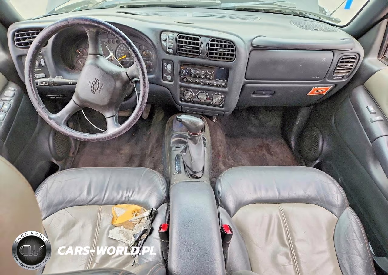 2001 Chevrolet Blazer VIN:1GNDT13W412223802 - 8