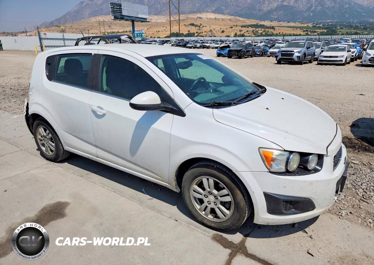 2015 Chevrolet Sonic Lt VIN:1G1JC6SH7F4188298 - 4