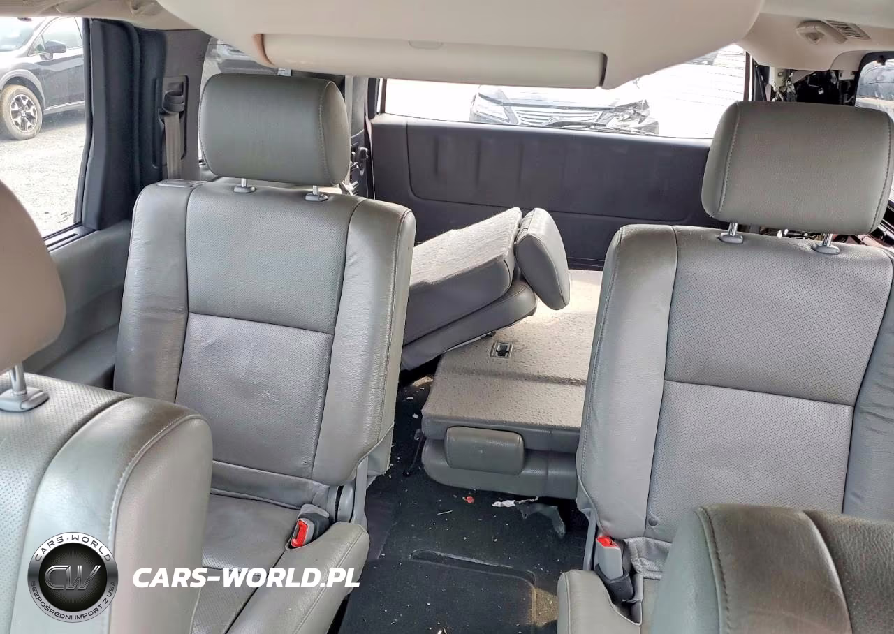 2016 Toyota Sequoia Platinum VIN:5TDDY5G14GS134801 - 10
